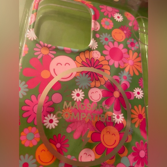 NWT! Poppy phone case protector for iPhone 13/12 Pro Max. Colorful, fun design. - Picture 7 of 14